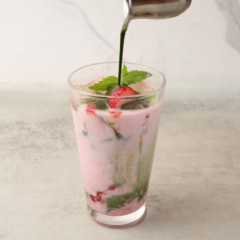 Strawberry Matcha Latte